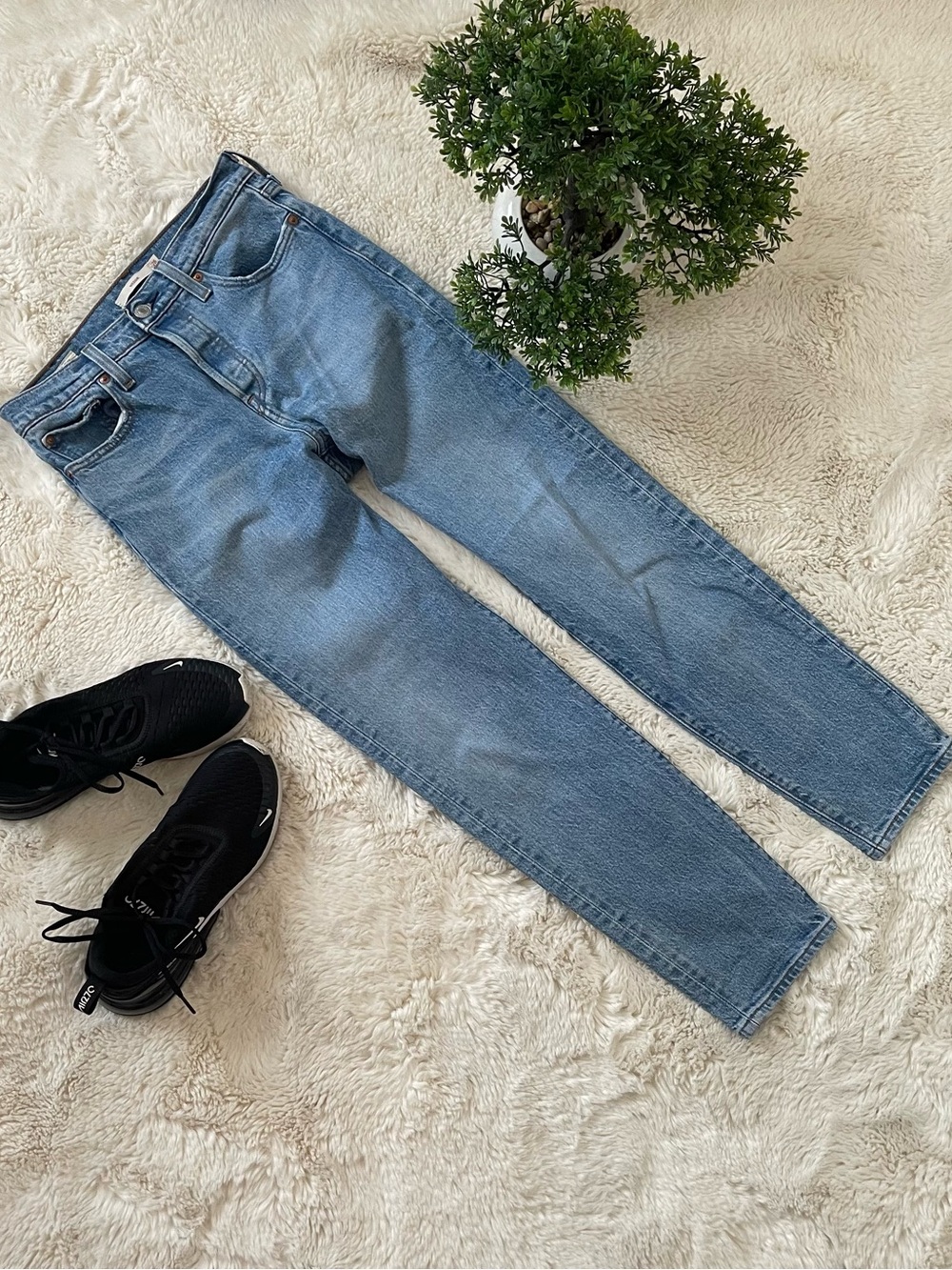 Levi's Women's Light Blue Skinny Jeans